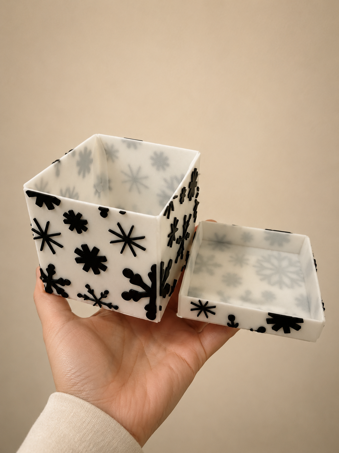 3D Printed Snowflake Gift Box with Jute Rope | Custom Colour Available