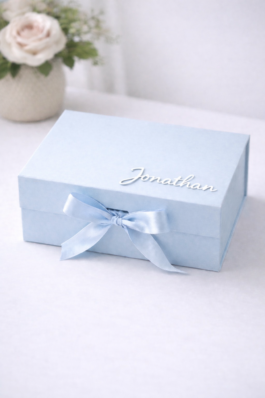 Personalised Medium-size Gift Box - Light blue